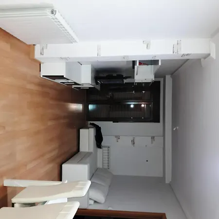 Alcazar Apartment